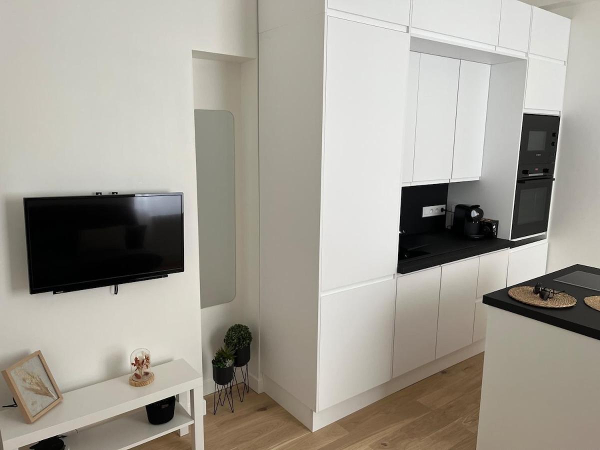 Appartement Cosy A 1 Min De Paris Charenton-le-Pont Kültér fotó