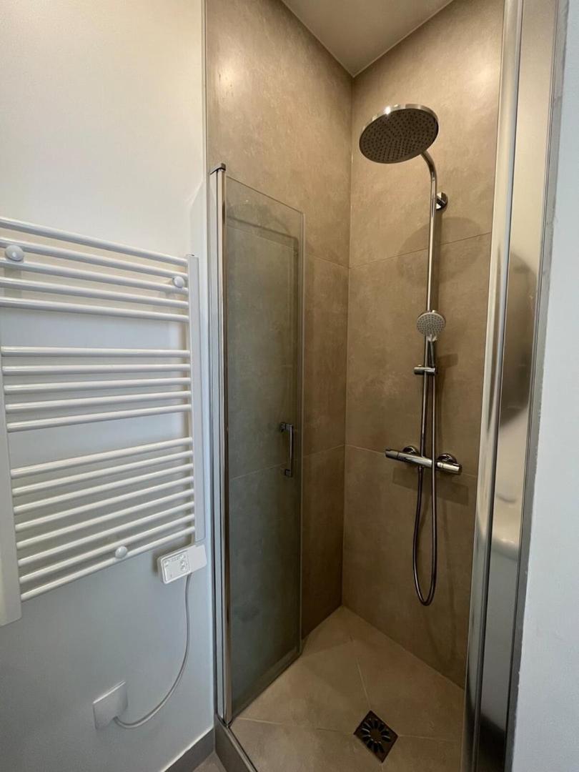 Appartement Cosy A 1 Min De Paris Charenton-le-Pont Kültér fotó